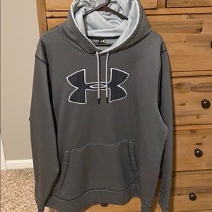 Men’s 2XL under armour hoodie